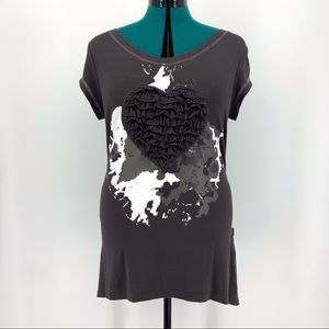Anna Scott Taupe Grey Short Sleeve T-Shirt with Ruffled Heart, XL